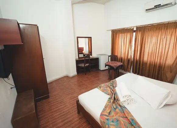 Deluxe Double/Twin Room with City View