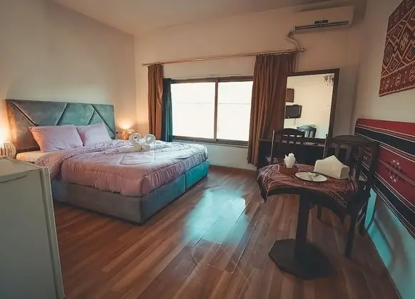 Deluxe Double/Twin Room with City View