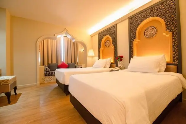 Amman Deluxe Twin Room