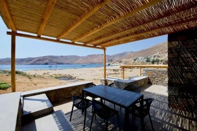 One Bedroom Beachfront Apartment
