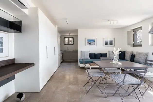 One Bedroom Beachfront Apartment