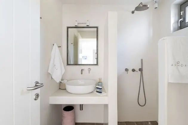 One Bedroom Beachfront Apartment