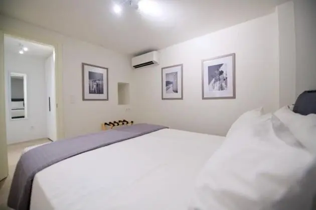One Bedroom Beachfront Maisonette