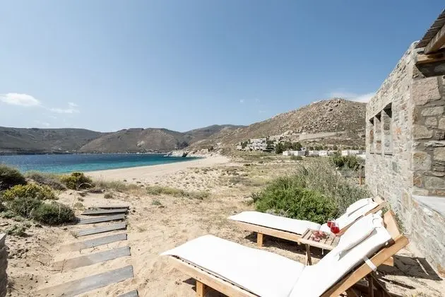 One Bedroom Beachfront Maisonette