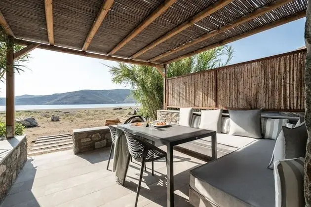 Two Bedroom Beachfront Maisonette