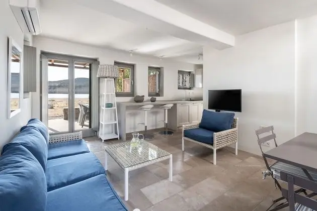 Two Bedroom Beachfront Maisonette