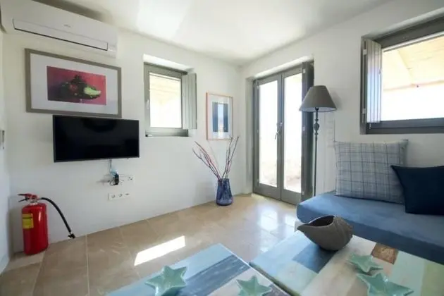 Two Bedroom Beachfront Maisonette