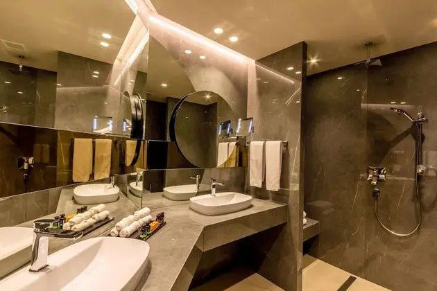 Panorama Suite Seafront