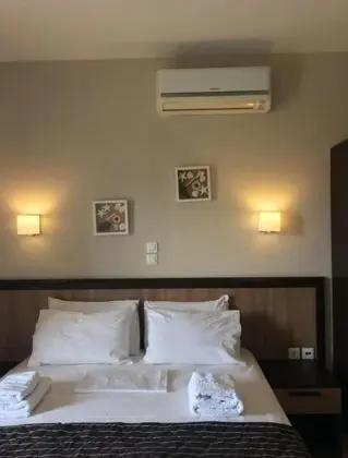 Premium Tek Büyük Yataklı Oda