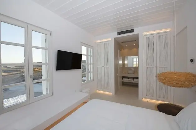 Classic Tek Büyük Yataklı Oda, Deniz Manzaralı (1st Floor with outdoor jacuzzi)