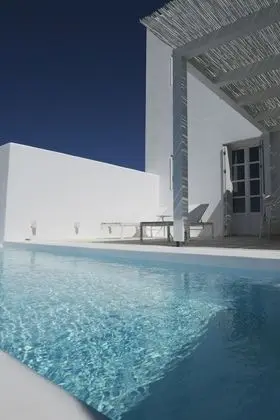 Deluxe Tek Büyük Yataklı Oda, Kişiye Özel Havuzlu, Deniz Manzaralı