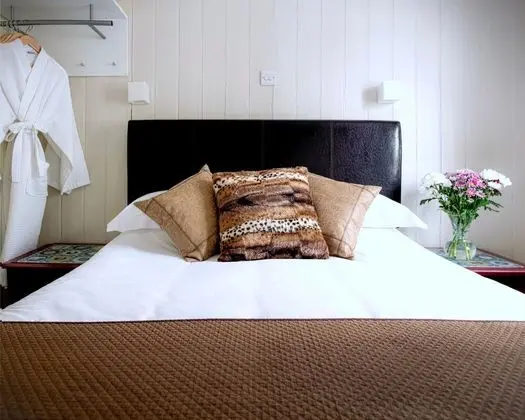 Tek Büyük Yataklı Oda, Özel Banyo (External)