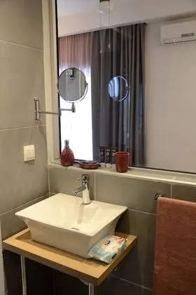Deluxe Tek Büyük Yataklı Oda, Deniz Manzaralı