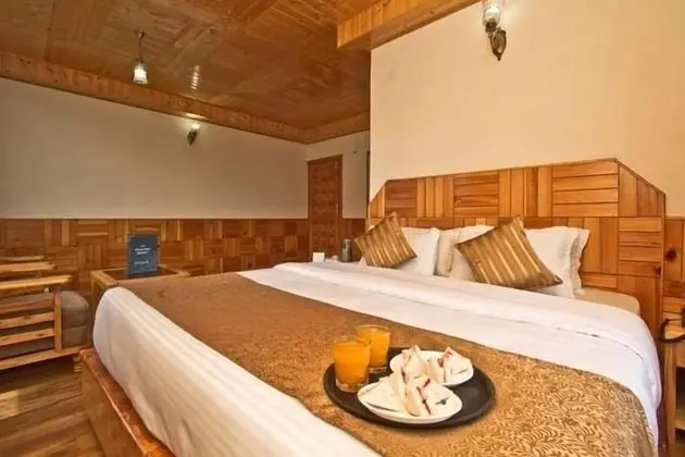 Deluxe Tek Büyük Yataklı Oda, Balkon