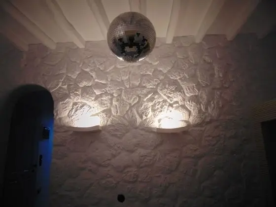Traditional Stüdyo, Engellilere Uygun, Jakuzi