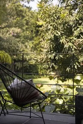 Premier Tek Büyük Yataklı Oda, Balkon, Bahçe Manzaralı