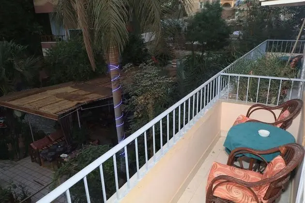 Standard Tek Büyük Yataklı Oda, Bahçe Manzaralı