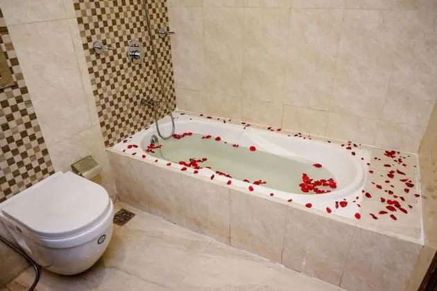 Luxury Tek Büyük Yataklı Oda