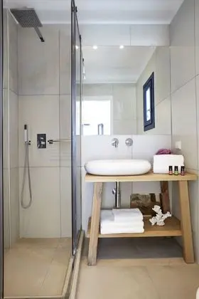 Villa, 3 Yatak Odası, Kişiye Özel Havuzlu, Deniz Manzaralı (Aqua)