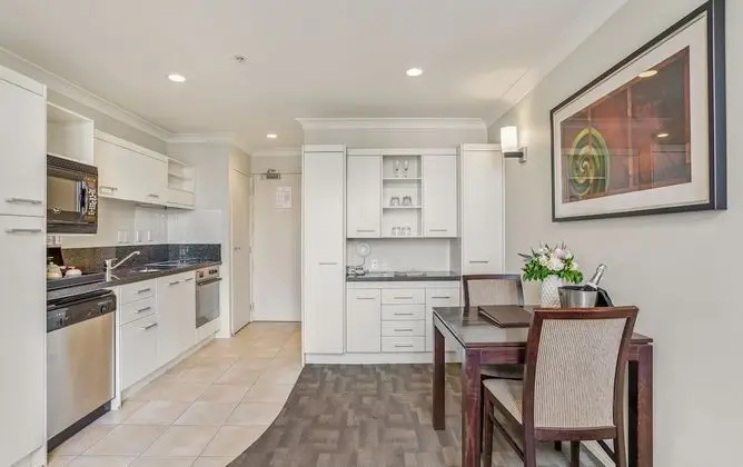 Çatı Katı Süiti (Penthouse)