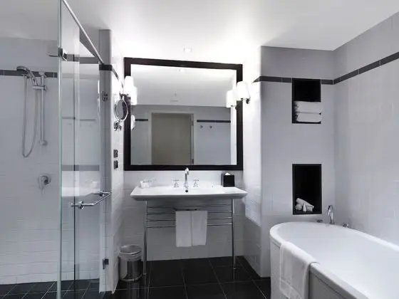 Deluxe Tek Büyük Yataklı Oda, Balkon (Double)