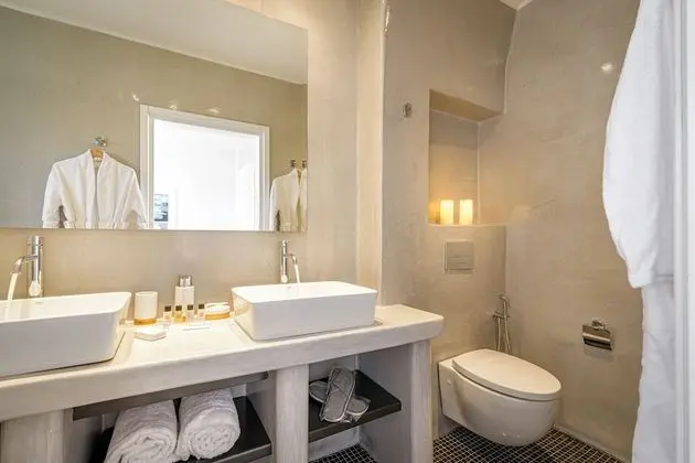 Suite, Pool (Amoramelia)