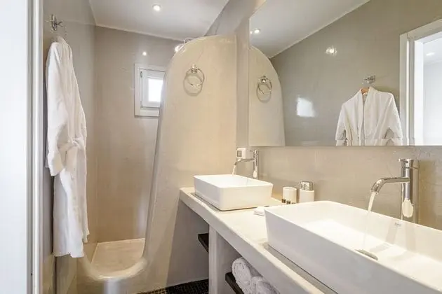 Suite, Pool (Amoramelia)