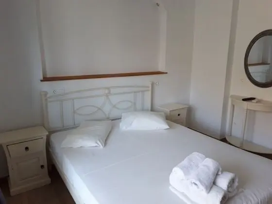 Luxury Tek Büyük Yataklı Oda