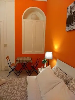 Economy Üç Kişilik Oda, Ortak Banyo (Naranja)