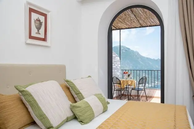 Deluxe Tek Büyük Yataklı Oda, Balkon, Deniz Manzaralı