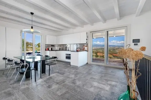 Villa, Sigara İçilebilir