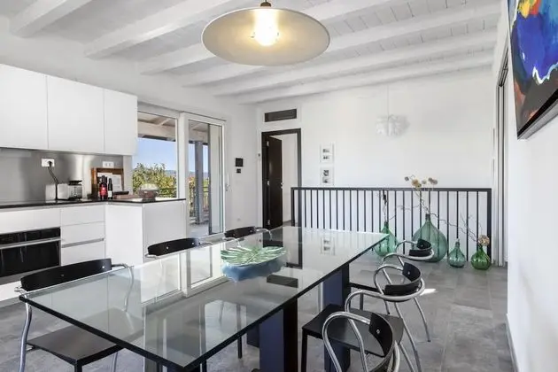 Villa, Sigara İçilebilir
