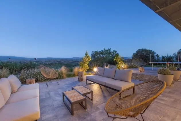 Villa, Sigara İçilebilir