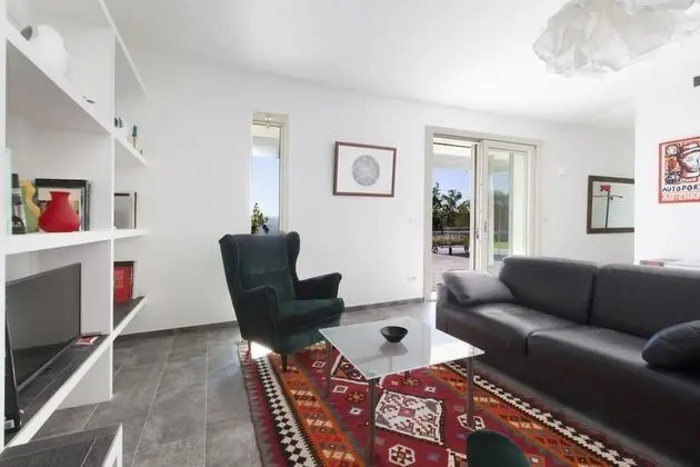 Villa, Sigara İçilebilir