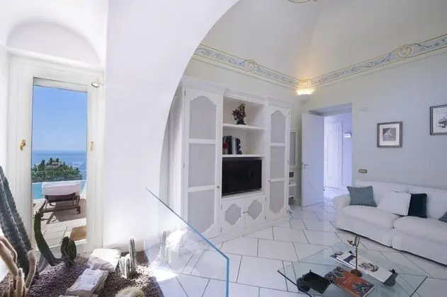 Villa, Sigara İçilebilir