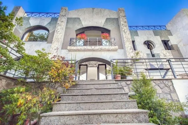 Villa, Sigara İçilebilir