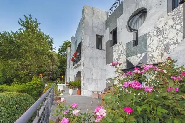 Villa, Sigara İçilebilir
