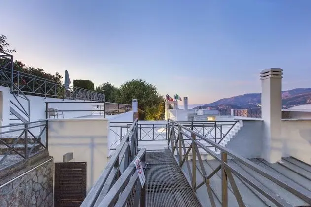 Villa, Sigara İçilebilir