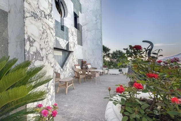 Villa, Sigara İçilebilir