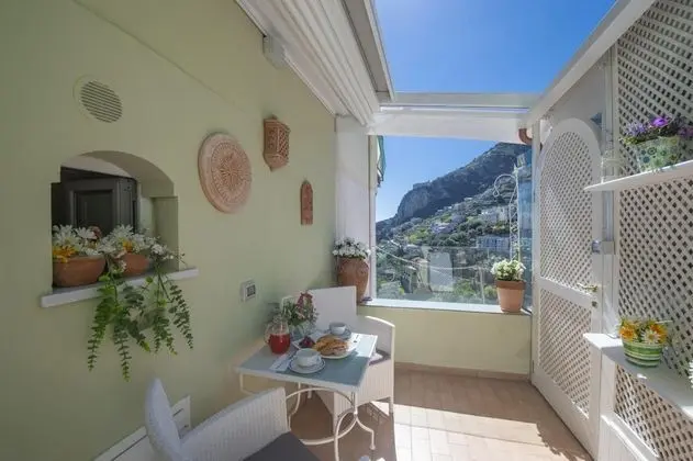 Villa, Sigara İçilebilir