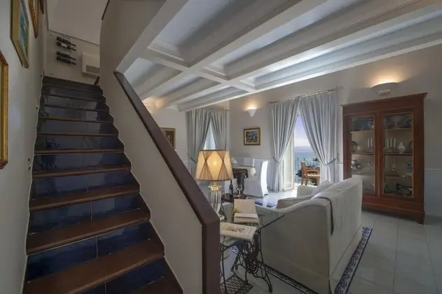 Villa, Sigara İçilebilir