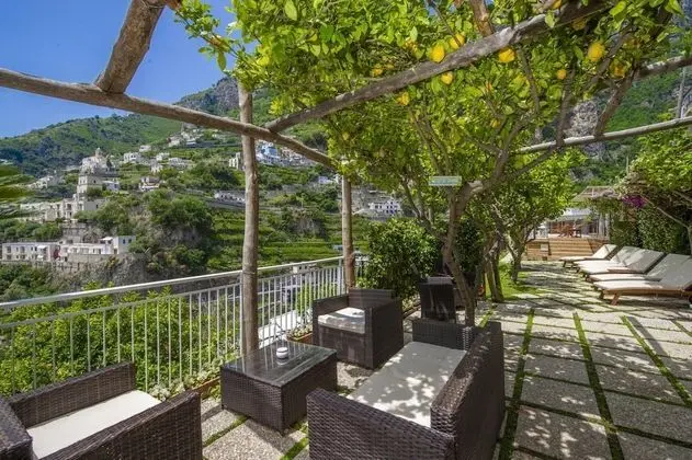 Villa, Sigara İçilebilir