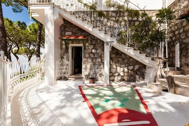 Villa, Sigara İçilebilir
