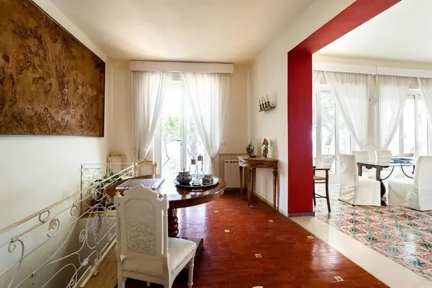 Villa, Sigara İçilebilir