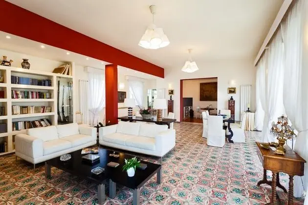 Villa, Sigara İçilebilir
