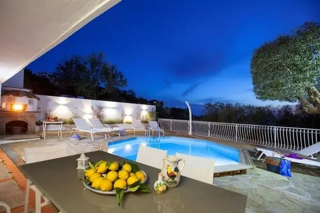 Villa, Sigara İçilebilir