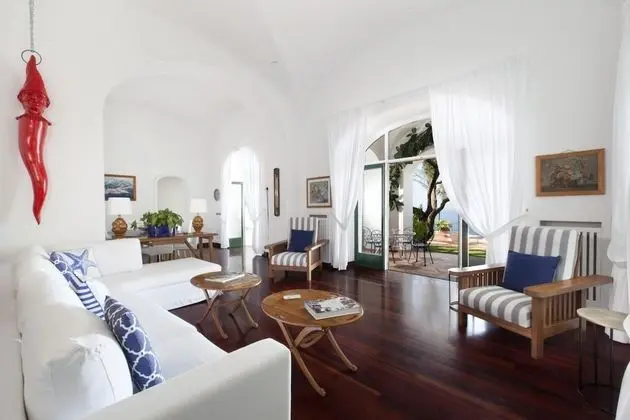 Villa, Sigara İçilebilir