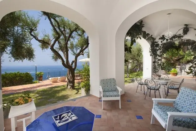 Villa, Sigara İçilebilir