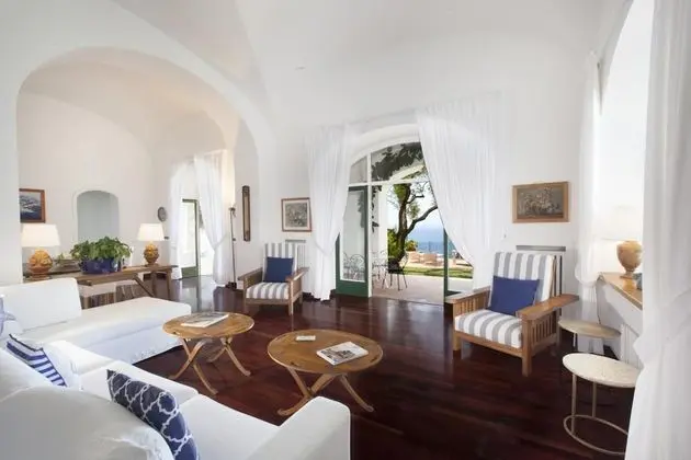 Villa, Sigara İçilebilir