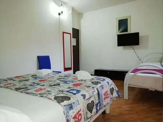 Classic Üç Kişilik Oda, Birden Çok Yatak, Banyolu/Duşlu